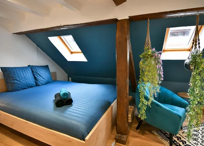 Au Duplex De Jeannala