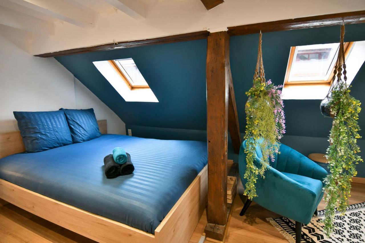 Au Duplex De Jeannala Apartment